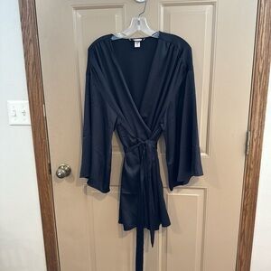 Victoria's Secret Elegant Black Robe